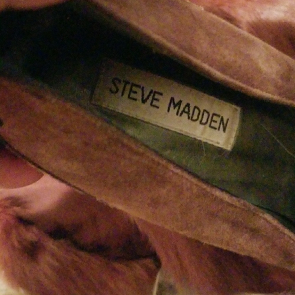 Shoes - Picture 5 of 7
